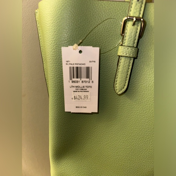 Medium size Coach purse - Picture 8 of 14